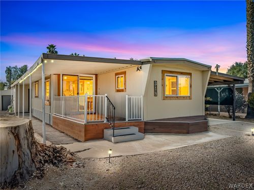 318 Riverwood Ln, Bullhead City, AZ, 86442-4754 | Card Image