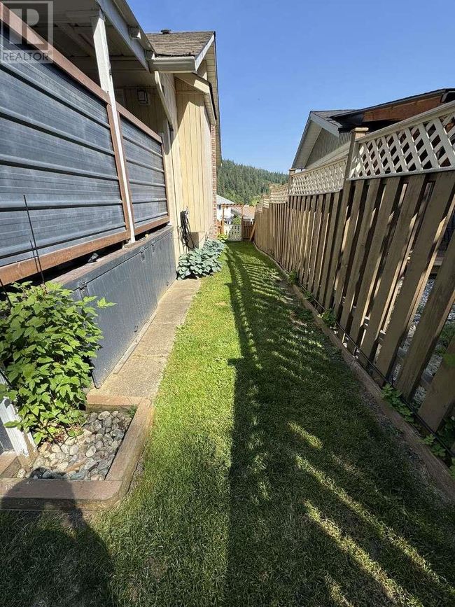27 Preston Cres, House other with 4 bedrooms, 2 bathrooms and 4 parking in Enderby BC | Image 38