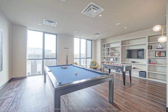 717 - 10 Honeycrisp Cres, Condo with 0 bedrooms, 1 bathrooms and null parking in Vaughan ON | Image 5