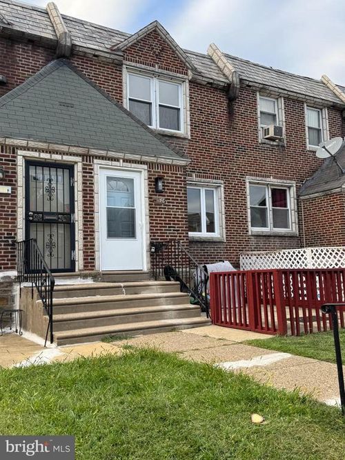 7246 Calvert St, PHILADELPHIA, PA, 19149-1319 | Card Image