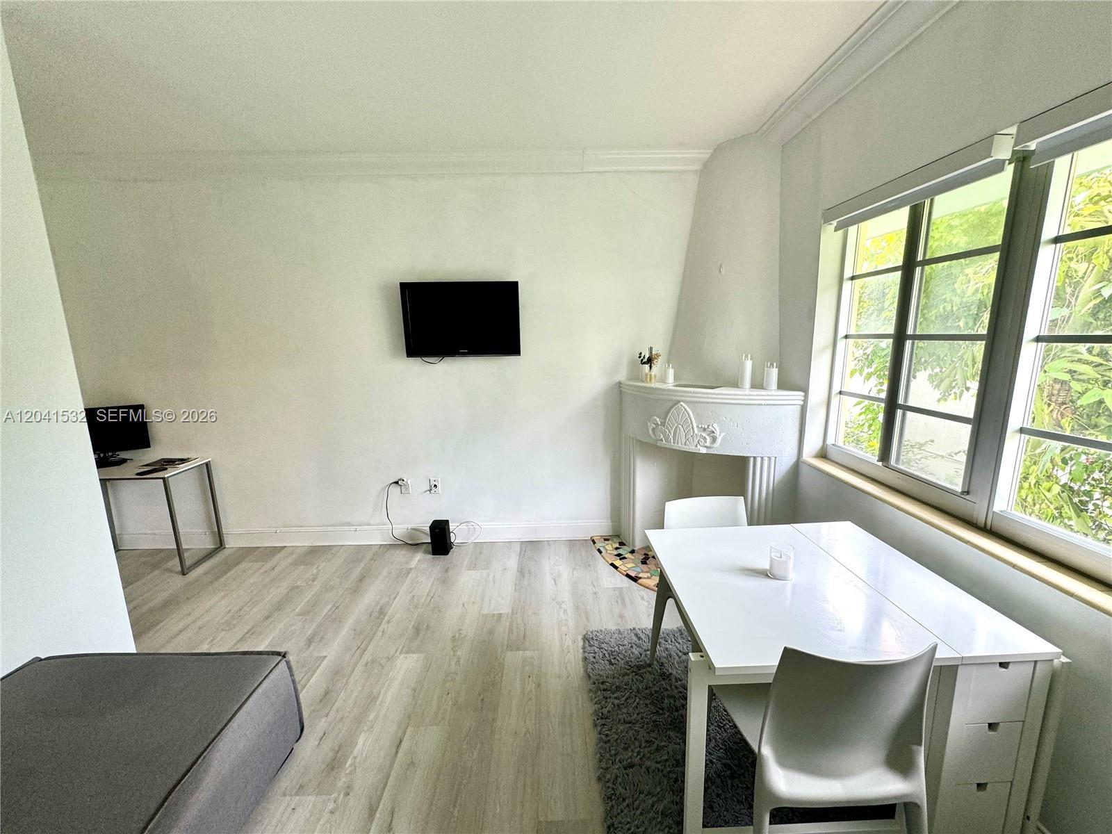 Residential Lease in Miami Beach