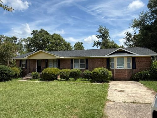 220 Eastwood Cir, Orangeburg, SC, 29118-8703 | Card Image