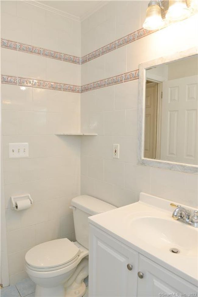 96 Harding St, House other with 3 bedrooms, 2 bathrooms and null parking in Wethersfield CT | Image 22