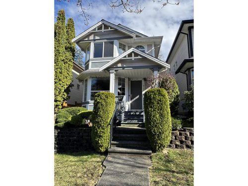 8780 206 St, Langley, BC, V1M3X2 | Card Image