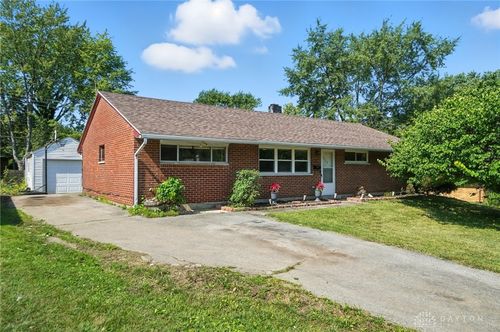 4420 Kitridge Rd, Huber Heights, OH, 45424-6025 | Card Image