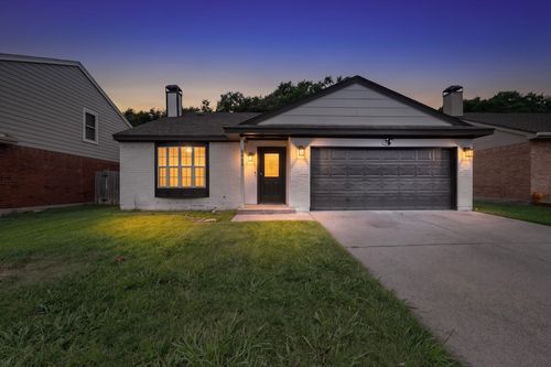 7729 Misty Ridge Dr N, Fort Worth, TX, 76137-1557 | Card Image