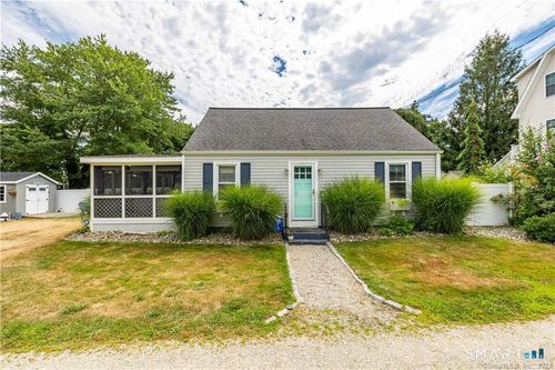 4 Elinor Rd, Old Saybrook, CT, 06475-1722 | Card Image