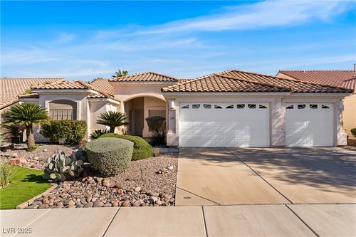 2206 Summerwind Cir, Henderson, NV, 89052-2321 | Card Image