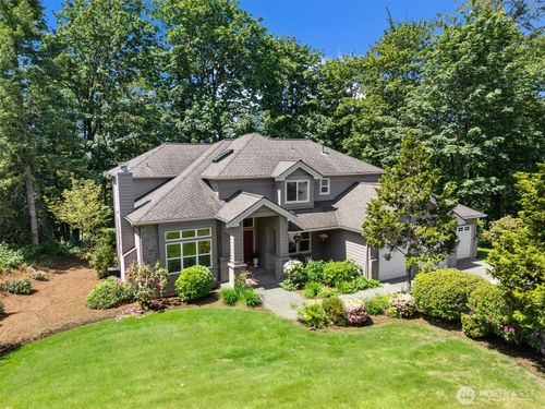 4535 251st Way Ne, Redmond, WA, 98053-8561 | Card Image