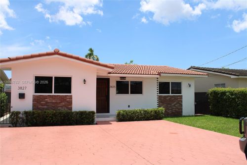 a-3827 Sw 88th Ct, Miami, FL, 33165-5464 | Card Image