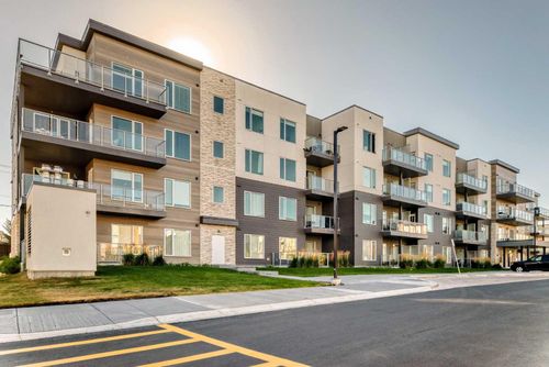 403-200 Shawnee Sq Sw, Calgary, AB, T2Y0T7 | Card Image