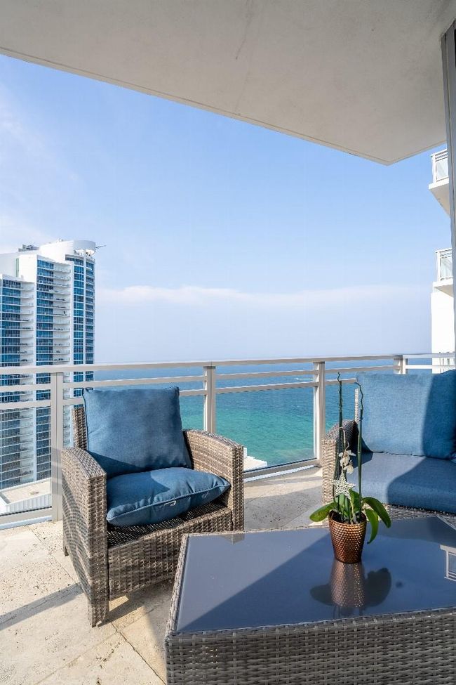 2606 - 3535 S Ocean Dr, Condo with 3 bedrooms, 3 bathrooms and null parking in Hollywood FL | Image 37