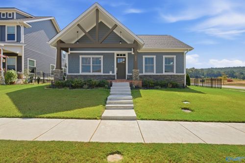 151 Bridgestone Dr Ne, Huntsville, AL, 35811-9520 | Card Image