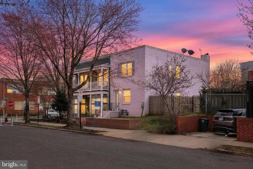 1353 C St Se, WASHINGTON, DC, 20003-2464 | Card Image