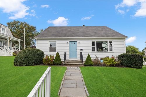 6 Cliff Ter, Newport, RI, 02840-3619 | Card Image