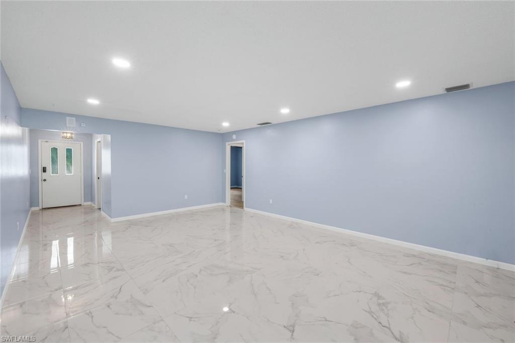 Residential in FORT MYERS 4