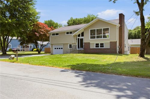 5 Baldwin Dr, Johnston, RI, 02919-1511 | Card Image