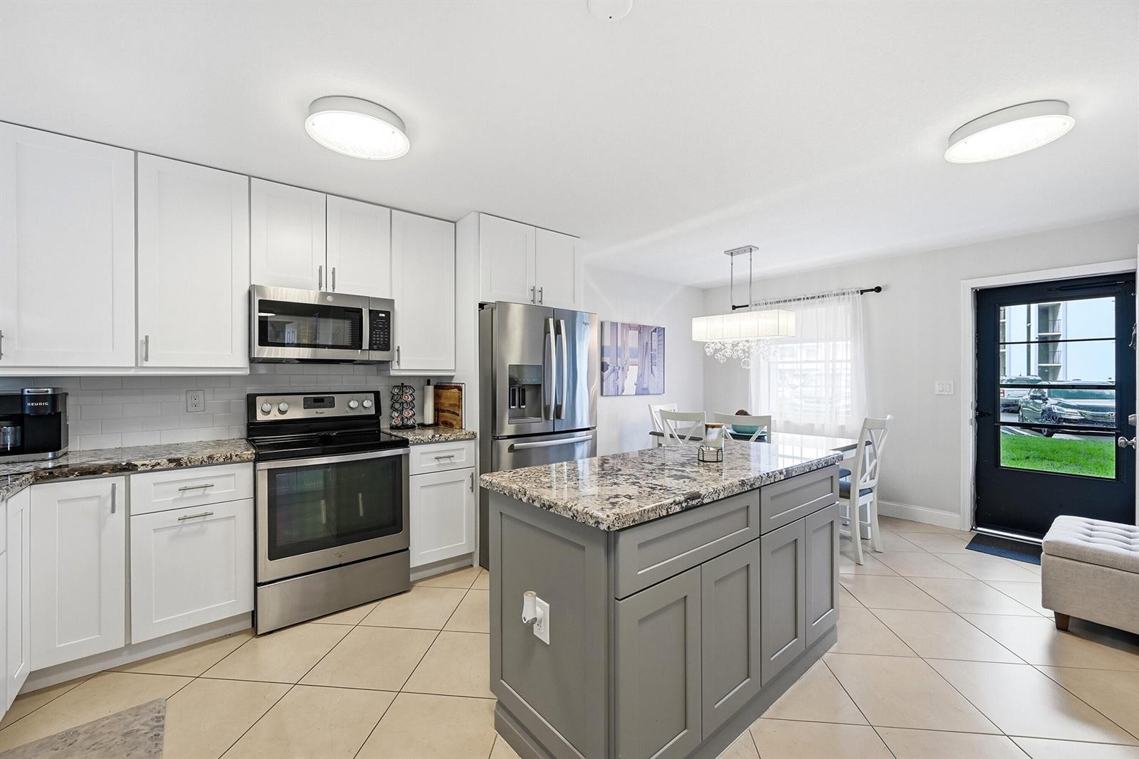 Residential Lease in Pompano Beach 3