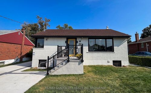 23 Warren Ave, Hamilton, ON, L9A3C7 | Card Image