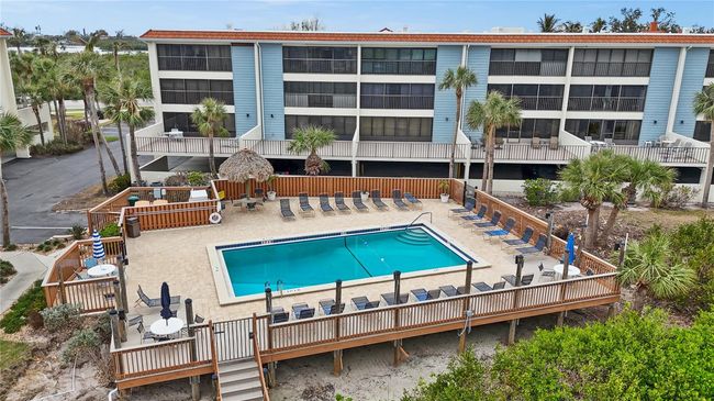 Pool B with Tiki Hut | Image 32