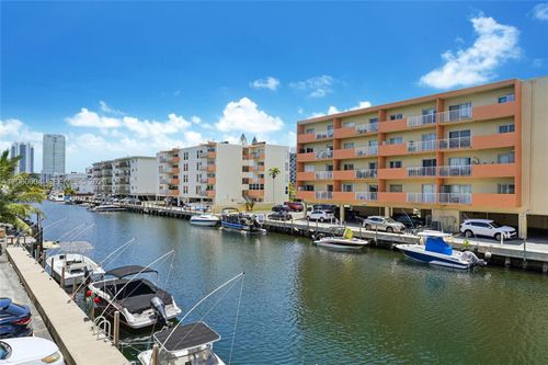 206-3536 Ne 168th St, North Miami Beach, FL, 33160-3591 | Card Image