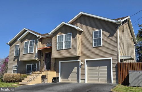 2617 Giles Mill Road, BUNKER HILL, WV, 25413 | Card Image