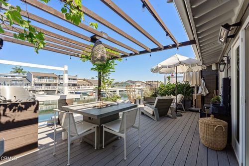 4575 Gateshead Bay, Oxnard, CA, 93035 | Card Image