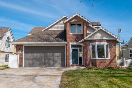 2132 N 113th Street, Wauwatosa, WI, 53226 | Card Image