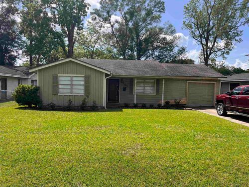 260 Armstrong Dr, Beaumont, TX, 77707-1602 | Card Image
