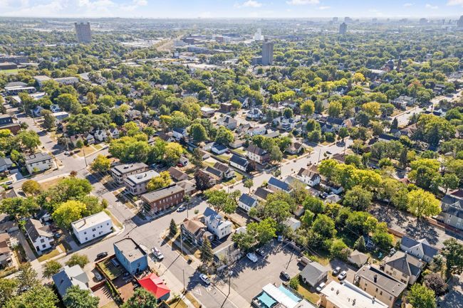 4-web-or-mls-2110 4th St NE-4.jpg | Image 8