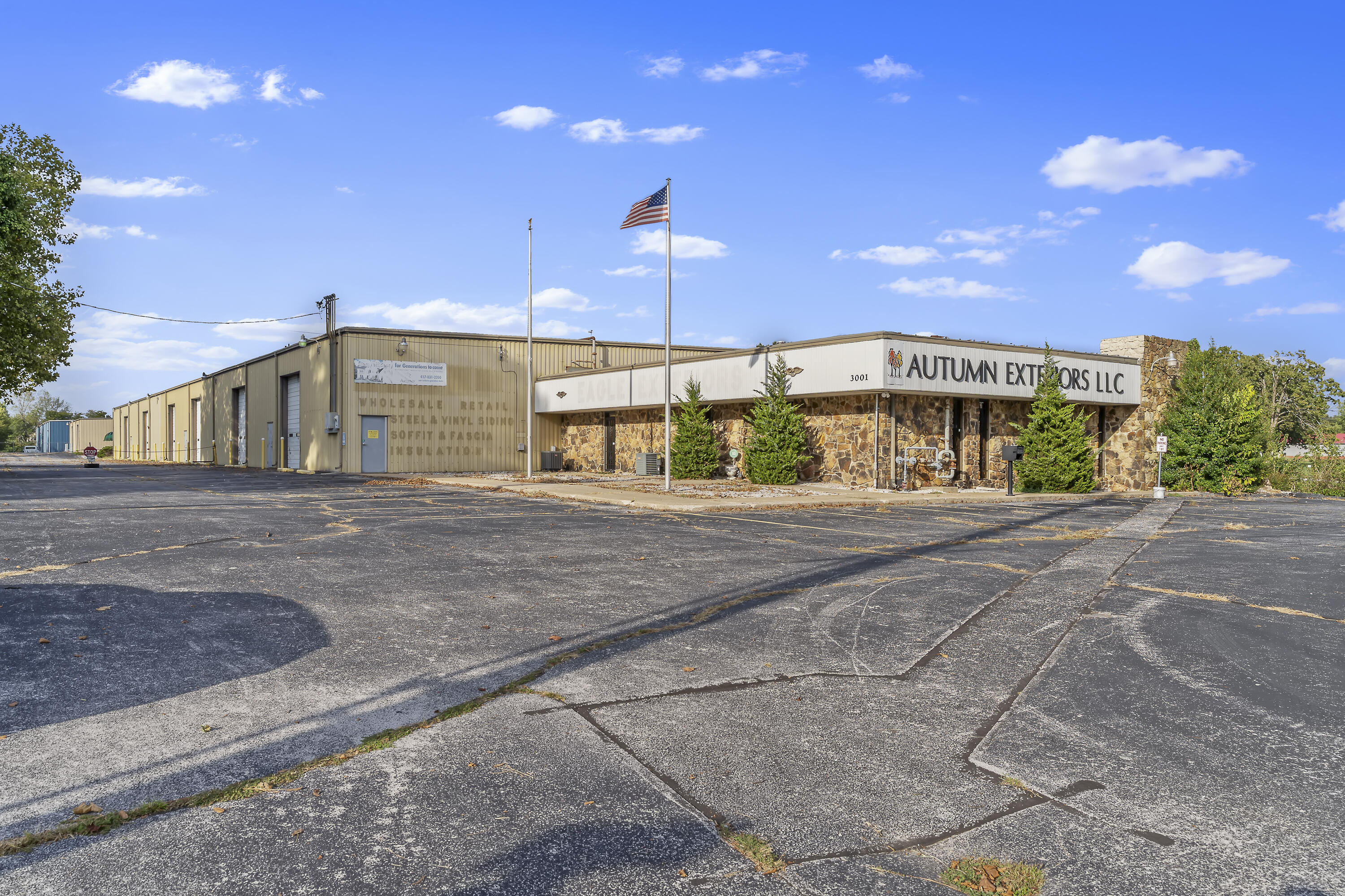 3001 E Pythian St, Springfield, MO 65802
