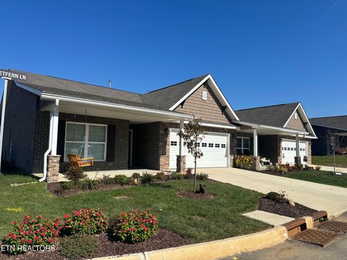 144-661 Snowflower Cir, Pigeon Forge, TN, 37863-2911 | Card Image