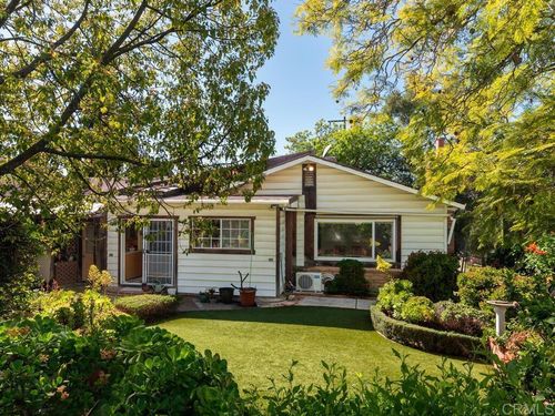 210 S. Orange, Fallbrook, CA, 92028 | Card Image