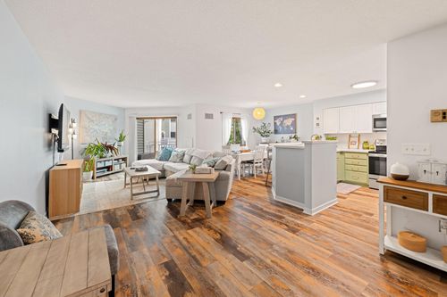 305-1392 Carling Dr, Saint Paul, MN, 55108-5341 | Card Image