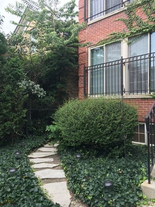 2-1312 Campbell Ave, Chicago, IL, 60622-2938 | Card Image