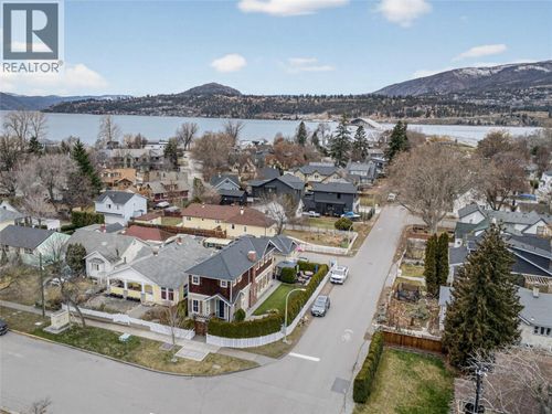 1900 Water St, Kelowna, BC, V1Y1K6 | Card Image