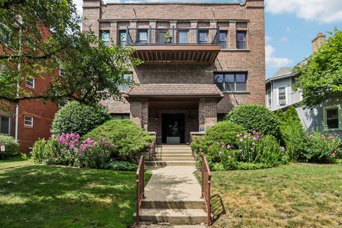 1n-824 Hinman Ave, Evanston, IL, 60202-5906 | Card Image