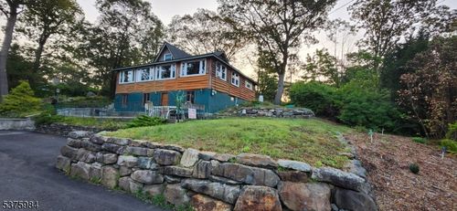99 Lindys Dr, West Milford, NJ, 07480-4222 | Card Image
