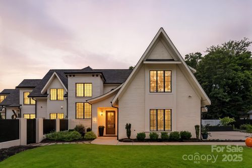 1007 Poindexter Dr, Charlotte, NC, 28209-1319 | Card Image