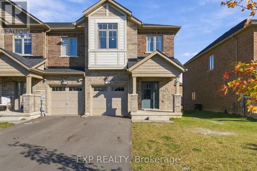 31 Sapphire Way, Thorold (Rolling Meadows), ON, L2V0L4 | Card Image