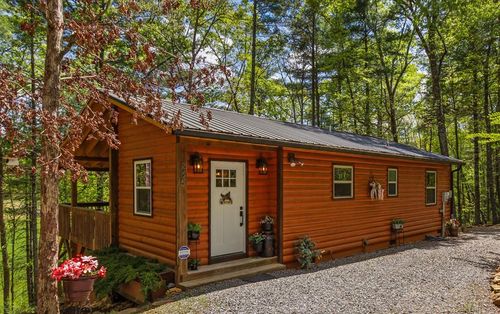 245 Fern Way, Murphy, NC, 28906-2549 | Card Image