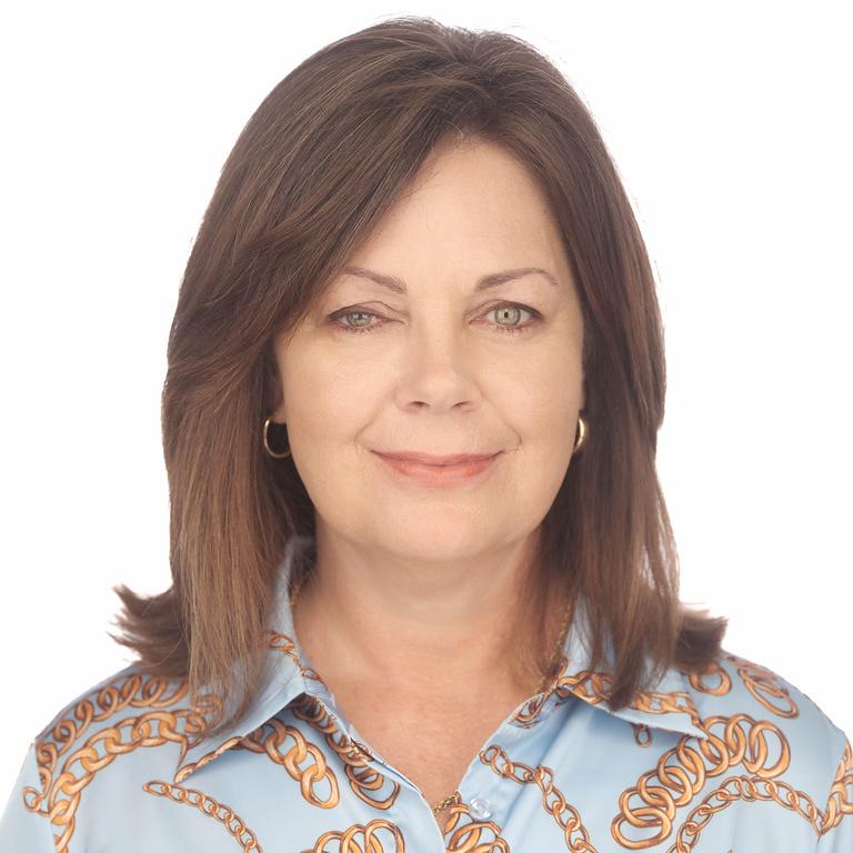 Suzanne Thoms