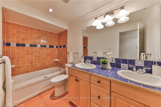 2230 All Saints Cres, House other with 4 bedrooms, 3 bathrooms and 4 parking in Oakville ON | Image 30
