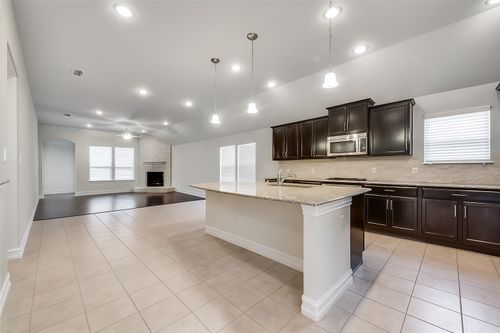 601 Elm Creek Dr, Lewisville, TX, 75056-4323 | Card Image