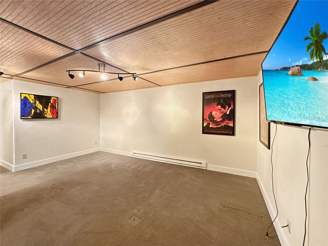 Basement Family-TV Room | Image 11