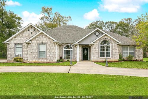 30241 Deaux Run, Albany, LA, 70711-2843 | Card Image