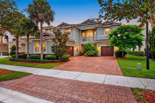 8960 Lakeview Pl, Parkland, FL, 33076-4122 | Card Image
