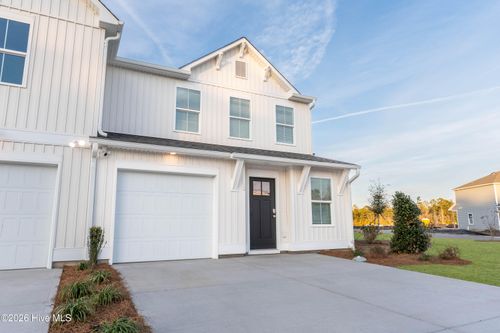 92-58 W Farley Dr, Hampstead, NC, 28443-3382 | Card Image