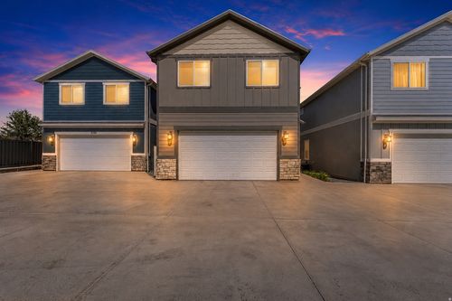 8704 N Pebble Aly, Eagle Mountain, UT, 84005-5234 | Card Image