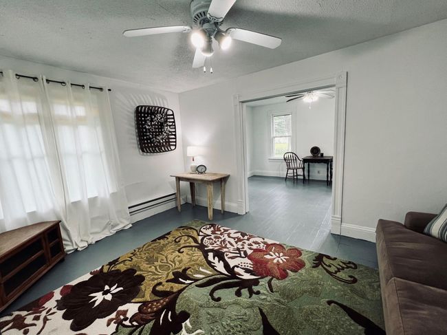 Living Room | Image 17